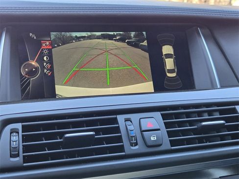 Used 2016 BMW 550i xDrive 550i xDrive image 18