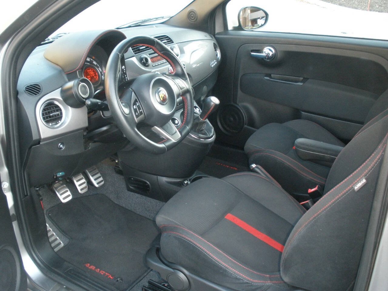 Used 2013 FIAT 500 Abarth FWD image 25
