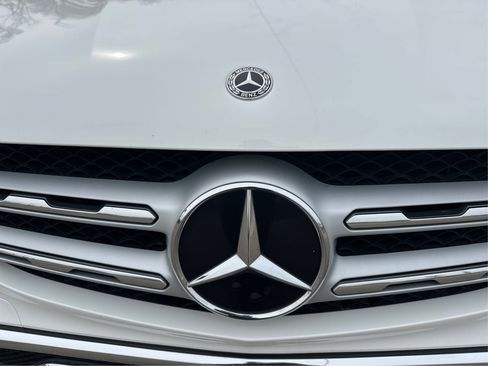 Used 2020 Mercedes-Benz GLC 300 image 28