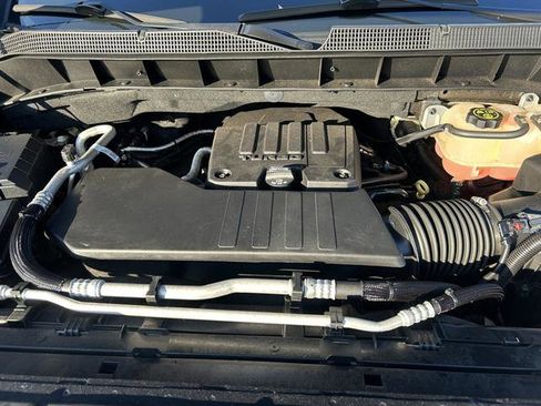 Used 2022 Chevrolet Silverado 1500 LT image 32