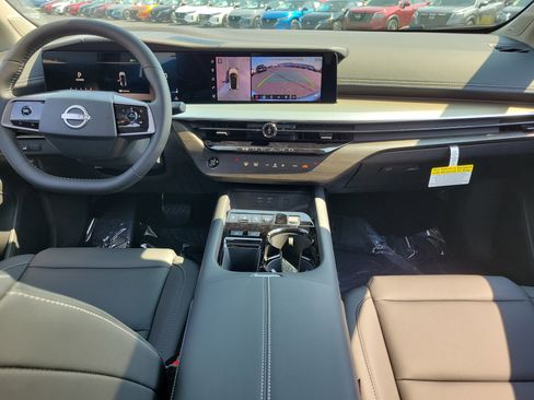 Used 2025 Nissan Murano SL w/ Cargo Package image 9