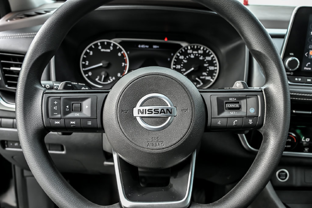 Used 2021 Nissan Rogue SV AWD/4WD image 18