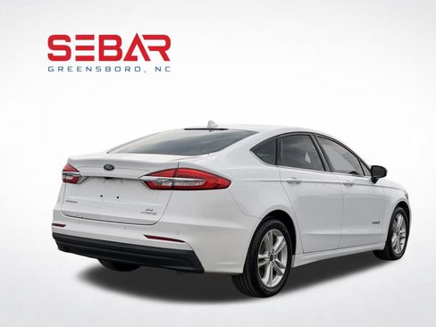 Used 2019 Ford Fusion SE FWD image 7