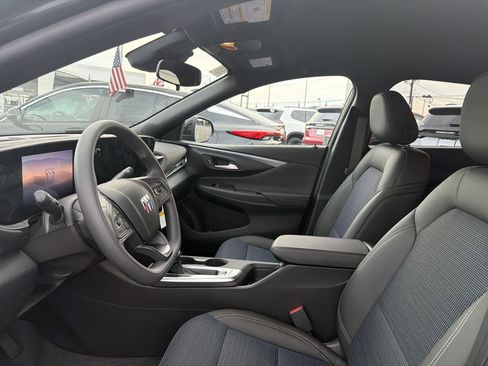 New 2026 Buick Envista Preferred w/ Advanced Safety Package FWD image 9