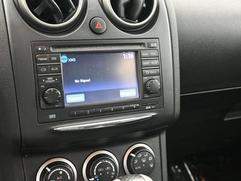 Used 2013 Nissan Rogue SV w/ Premium Pkg AWD/4WD image 24