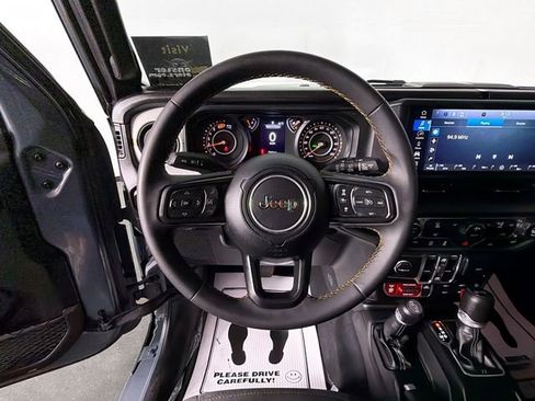 Used 2024 Jeep Wrangler Willys image 11