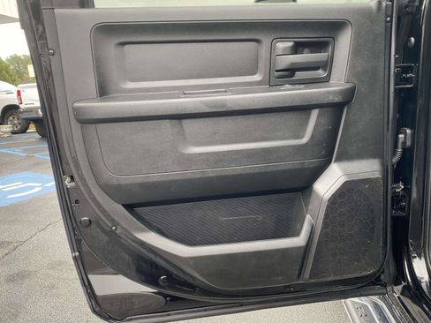 Used 2024 RAM 3500 Tradesman w/ Chrome Appearance Group image 43