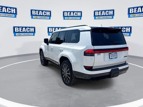 Used 2024 Lexus GX 550 AWD/4WD image 6