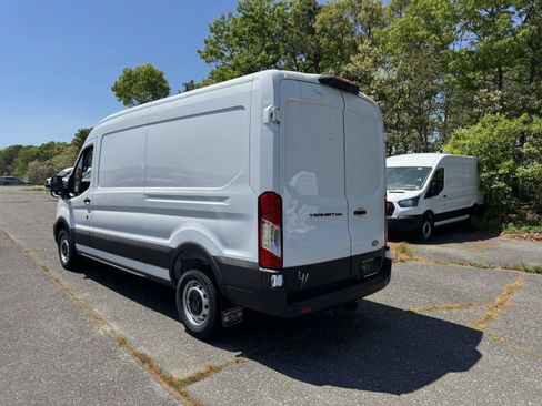 New 2026 Ford Transit 250 148 Medium Roof RWD image 5