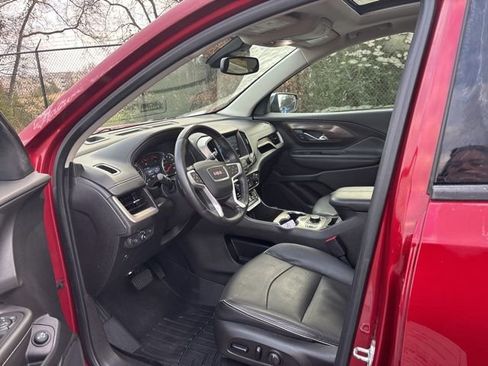 Used 2018 GMC Terrain Denali w/ Advanced Safety Package image 13