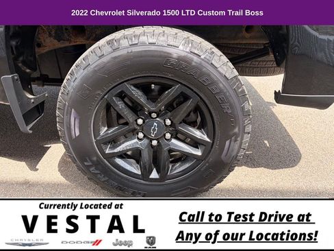 Used 2022 Chevrolet Silverado 1500 Custom Trail Boss w/ LPO, Dark Essentials Package AWD/4WD image 12