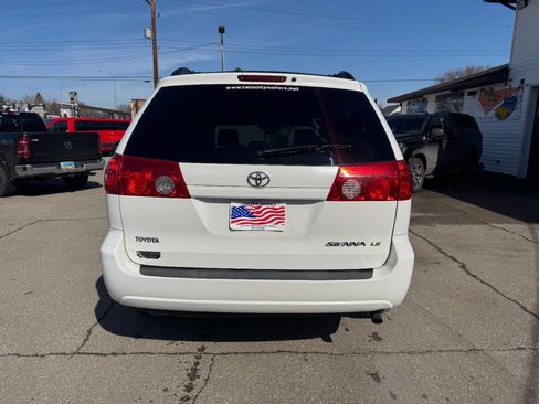 Used 2008 Toyota Sienna LE image 7