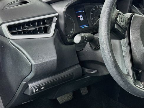 Used 2025 Toyota Corolla LE FWD image 16