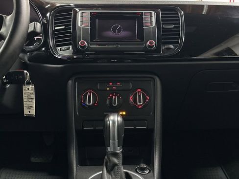 Used 2019 Volkswagen Beetle 2.0T S image 24