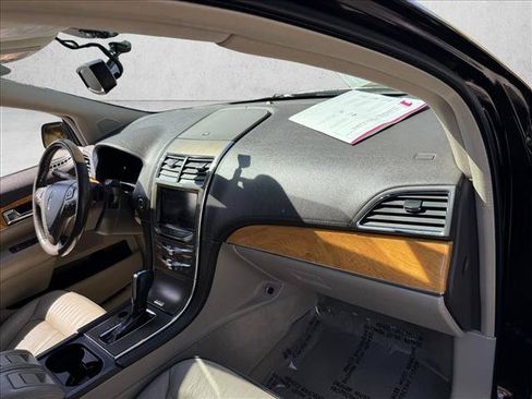 Used 2013 Lincoln MKX AWD image 21