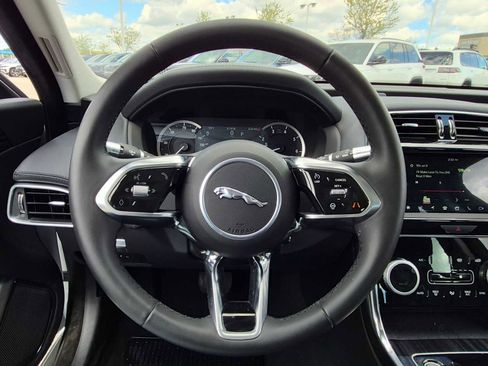 Used 2020 Jaguar XE S AWD/4WD image 22