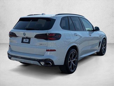 New 2026 BMW X5 xDrive50e w/ M Sport Package image 2
