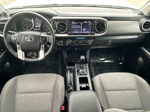 Used 2023 Toyota Tacoma 2WD Double Cab image 13