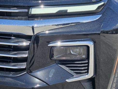 New 2026 Chevrolet Traverse LT w/ Sun and Wheel Package FWD image 5