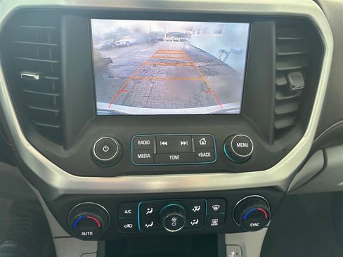 Used 2017 GMC Acadia SLT image 15