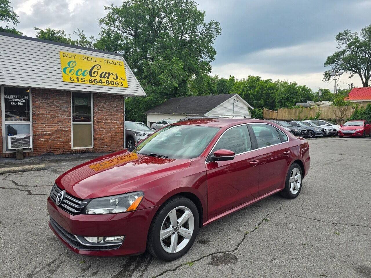 Used 2015 Volkswagen Passat 1.8T Limited Edition FWD image 3