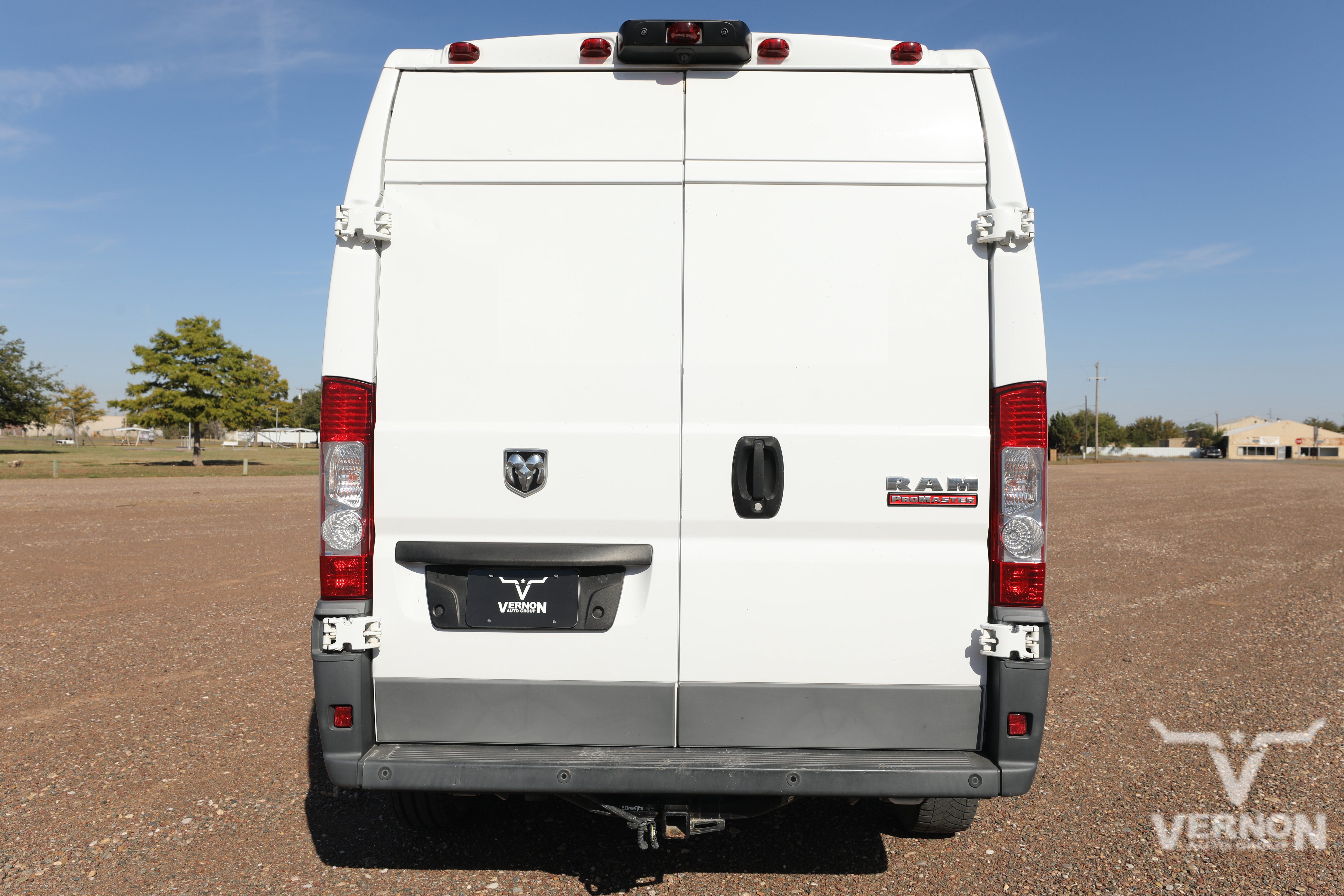 Used 2017 RAM ProMaster 2500 w/ Interior Convenience Group FWD image 4