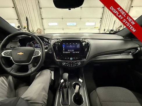 Used 2023 Chevrolet Traverse LT w/ Rear Camera Mirror Package AWD/4WD image 24