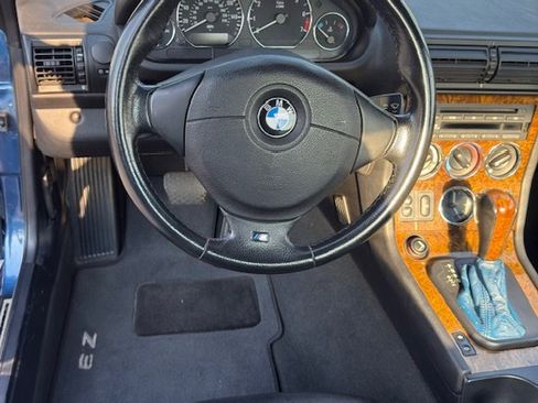 Used 2001 BMW Z3 2.5i image 15