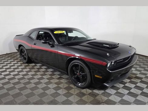 Used 2010 Dodge Challenger R/T w/ Mopar 10 Pkg RWD image 1