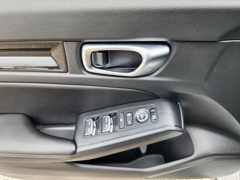 Certified 2024 Honda Civic EX-L image 17