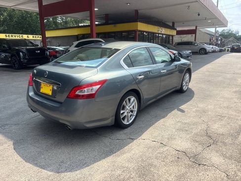 Used 2011 Nissan Maxima 3.5 SV w/ Monitor Pkg FWD image 5