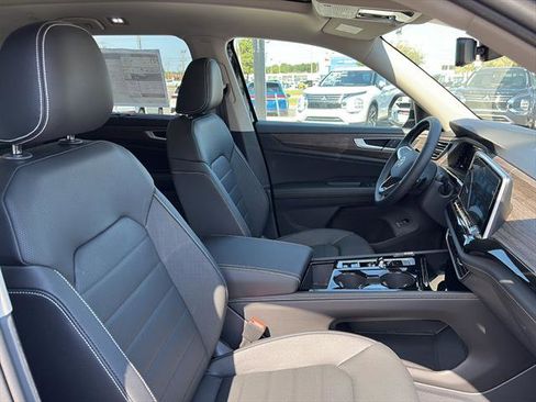 New 2026 Volkswagen Atlas SEL AWD/4WD image 8