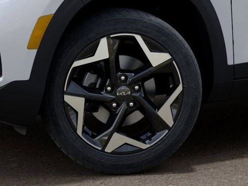 New 2026 Kia Seltos EX FWD image 9