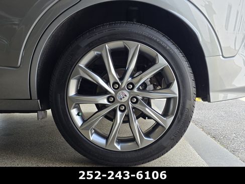 Used 2025 Buick Encore GX Avenir w/ Avenir Technology Package AWD/4WD image 42