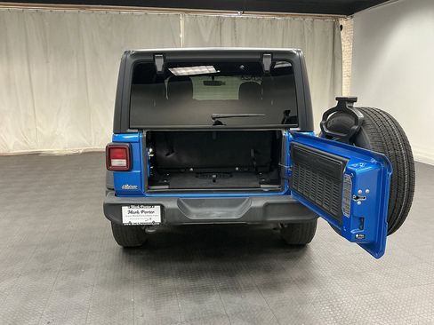 Used 2023 Jeep Wrangler Sport AWD/4WD image 20