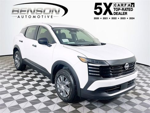 New 2026 Nissan Kicks S image 1