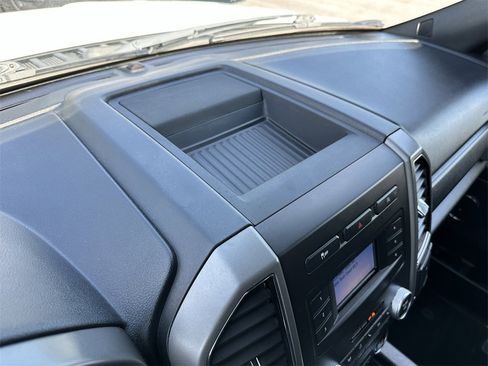 Used 2018 Ford Expedition XLT w/ Cargo Package image 31