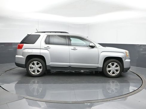 Used 2017 GMC Terrain SLE w/ Convenience Package image 6