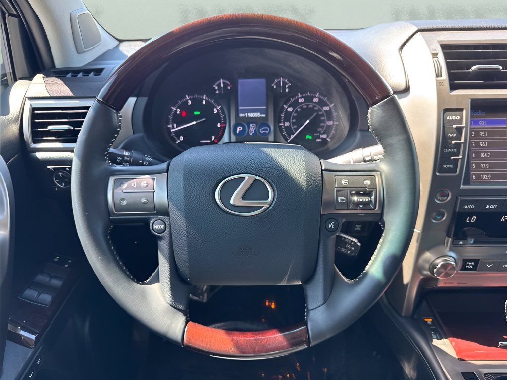 Used 2015 Lexus GX 460 w/ Premium Package AWD/4WD image 14