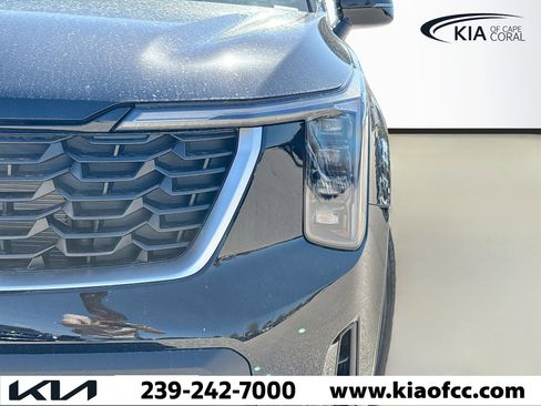 New 2026 Kia Sorento LX FWD image 8