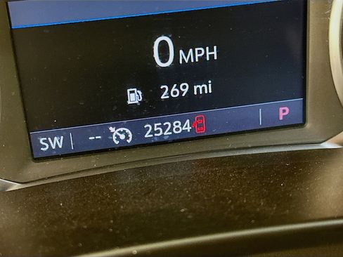 Used 2025 Chevrolet Blazer LT image 19