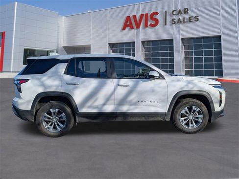 Used 2025 Chevrolet Equinox LT image 9