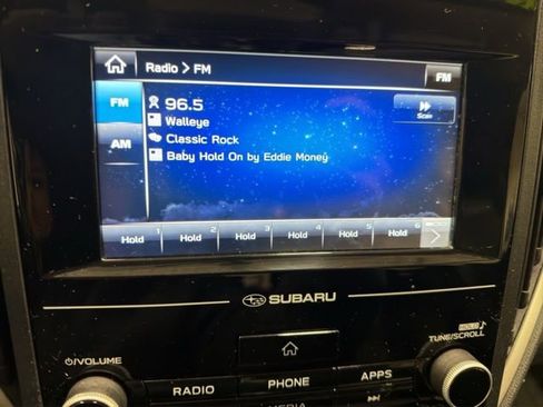 Used 2018 Subaru Crosstrek 2.0i Premium image 17