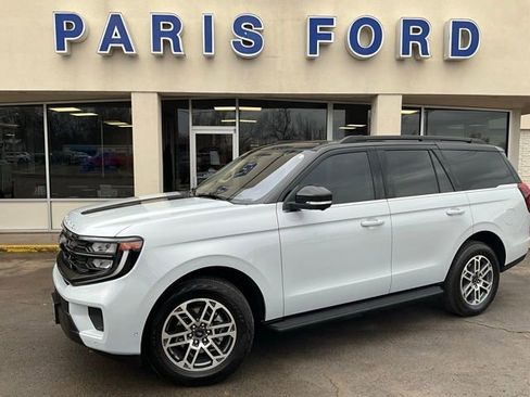 Used 2025 Ford Expedition Active image 1