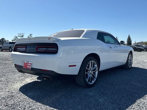 Used 2022 Dodge Challenger GT AWD/4WD image 3