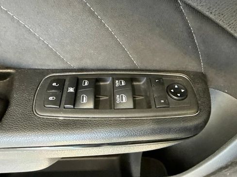 Used 2021 Dodge Charger SXT w/ Blacktop Package RWD image 19