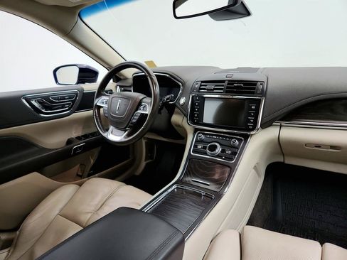 Used 2018 Lincoln Continental Reserve AWD/4WD image 26