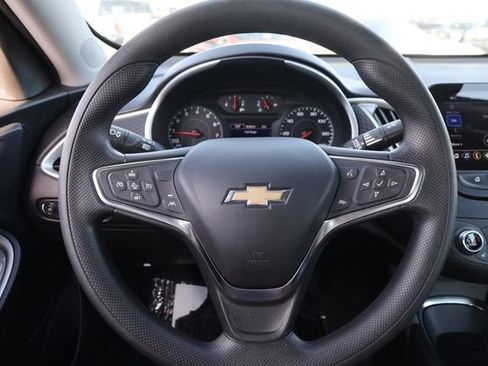 Used 2024 Chevrolet Malibu LT FWD image 10