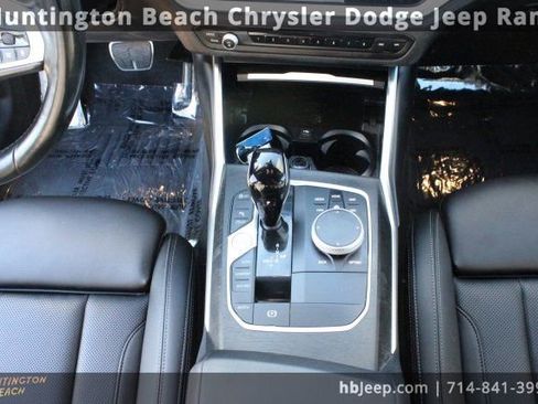 Used 2022 BMW 330i xDrive Sedan w/ M Sport Package image 14