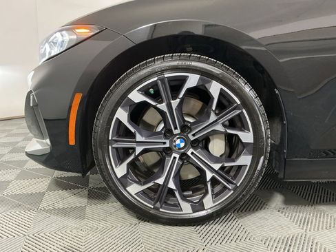 Certified 2025 BMW 330i Sedan w/ M Sport Package image 5